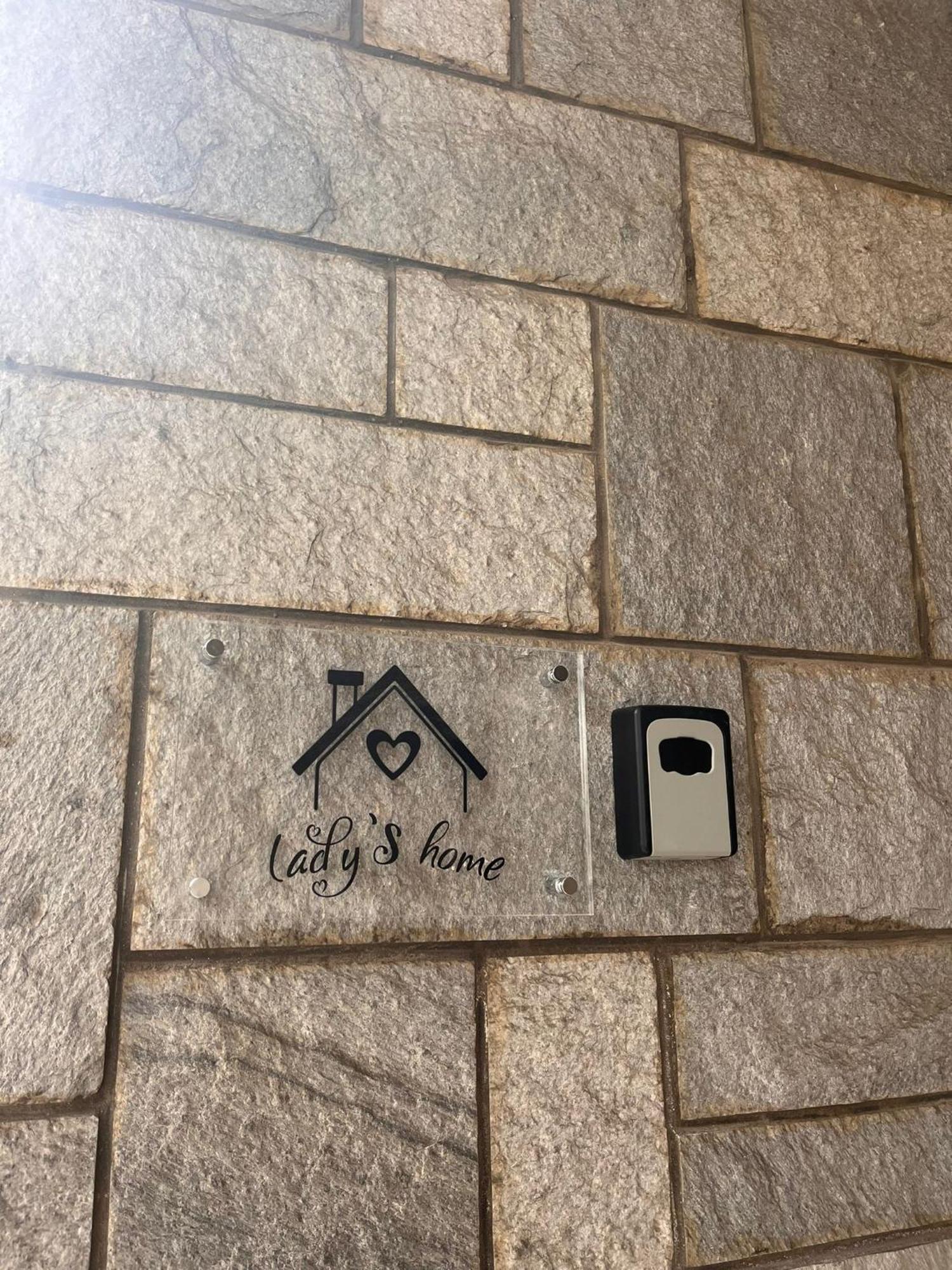 Lady'S Home Piedimulera エクステリア 写真